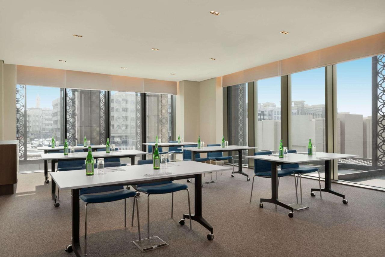 Mercure Dubai Gold District Buitenkant foto